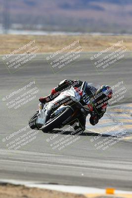 media/Feb-07-2025-CVMA Friday Practice (Fri) [[7034960ba2]]/2-Racer 2/Session 3 (Turn 8)/